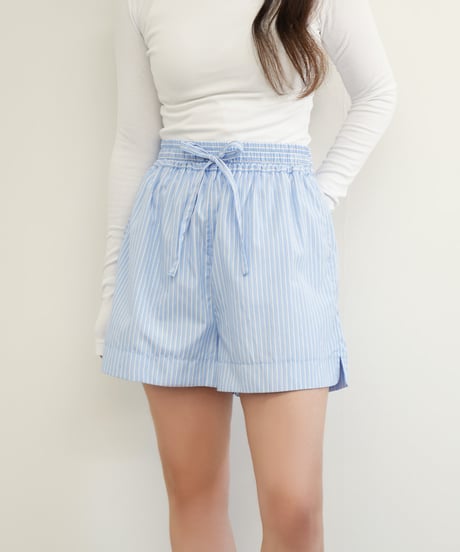 ストライプショートパンツ