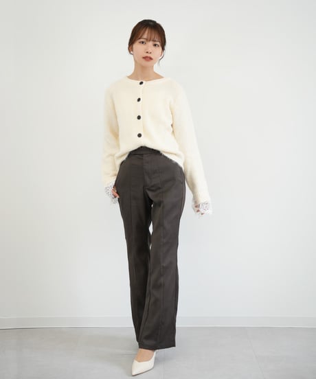 センタープレスフレアスラックス
