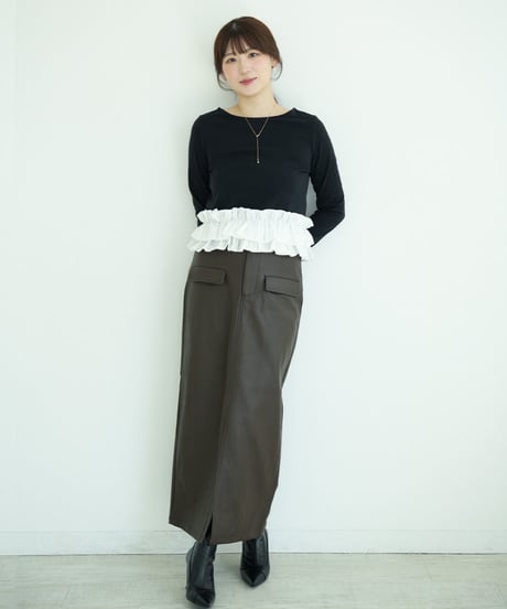 フェイクレザータイトスカート