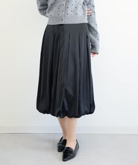 サテンプリーツバルーンスカート