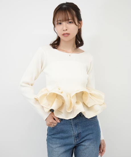 シャイニーフリルニットトップス