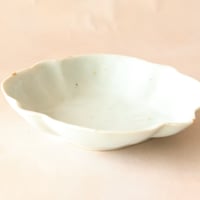 中尾万作（作家物）白磁木瓜型皿（小）樹脂金継3か所　ｈ-13