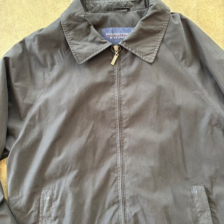 ROUNDTREE＆YORKE ブラックカラー スウィングトップ ジャケット