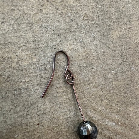 vintage like ミラーボール 揺れる ロング ピアス