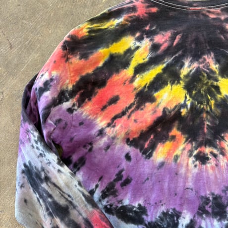 ブラックベース タイダイ柄 ロンTEE