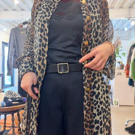 シースルー ヒョウ柄 袖ボリューム デザイン 長袖 シャツ