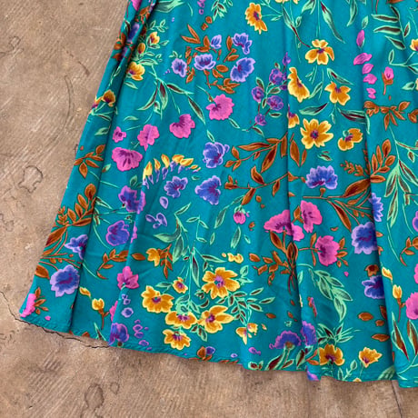 80s vintage MAGGY LONDON PETITES レーヨン 花柄 スカート