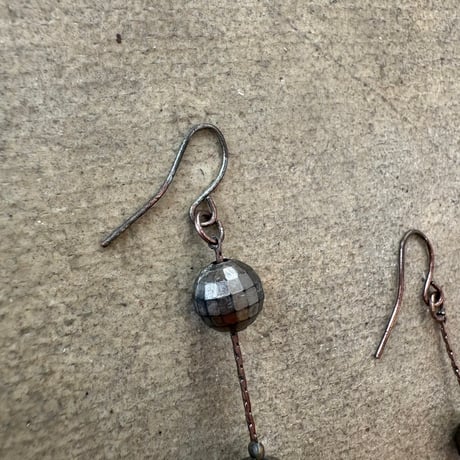 vintage like ミラーボール 揺れる ロング ピアス