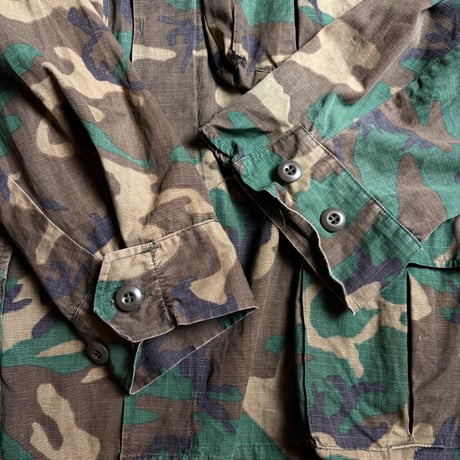 70s U.S. Military COAT, HOT WEATHER, COMOUFLAGE PATTERN RIPSTOP LARGE-SHORT