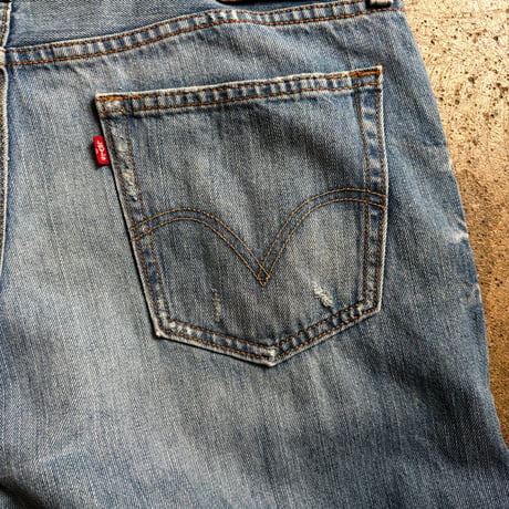 Levi's 527