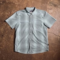 00s Patagonia Men’s Short-Sleeved Sun Stretch Shirt