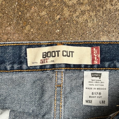 Levi's 517 ブーツカットデニムパンツ