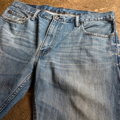 Levi's 527