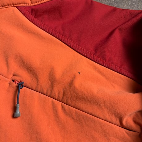 00s Patagonia Soft Shell R2 Regulator Jacket F4