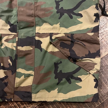 00s U.S. Military ECWCS GEN1 GORE-TEX PARKA "ウッドランドカモ"