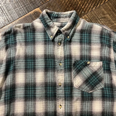 Bay Trading Co. ライトフランネルシャツ "Ombre Plaid"