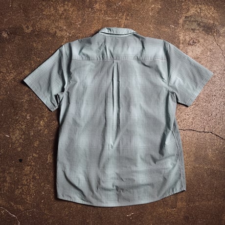 00s Patagonia Men’s Short-Sleeved Sun Stretch Shirt