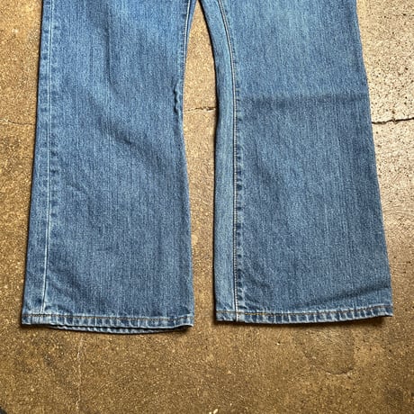 Levi’s 517 ブーツカットデニムパンツ