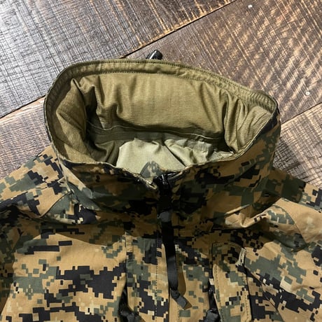 00s U.S. Marine Corps APECS GORE-TEX PARKA "ピクセルカモ"