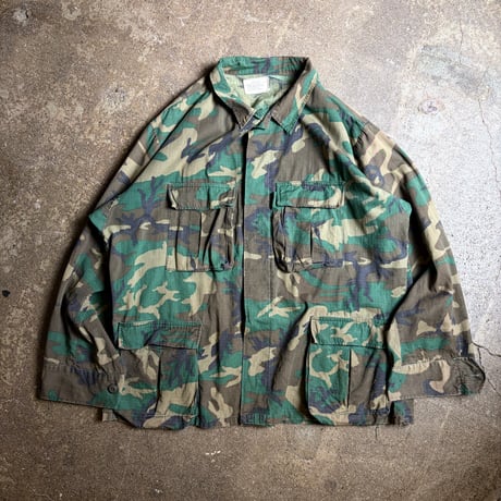70s U.S. Military COAT, HOT WEATHER, COMOUFLAGE PATTERN RIPSTOP LARGE-SHORT
