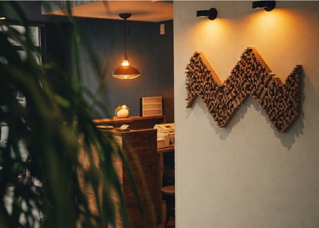 飾るだけで空間と音が整う。VAGUE「MOKU」