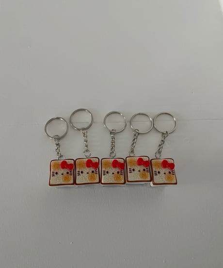キティキーキャップキーリング