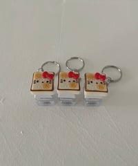 キティキーキャップキーリング