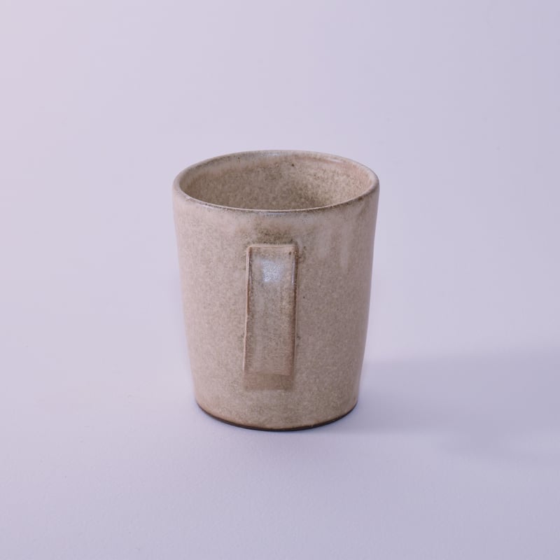 マグカップ（calm）カーキアイボリー［Fujii Msy Pottery］ | 船とハナウタ