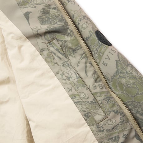 EVISEN  VASE JACKET