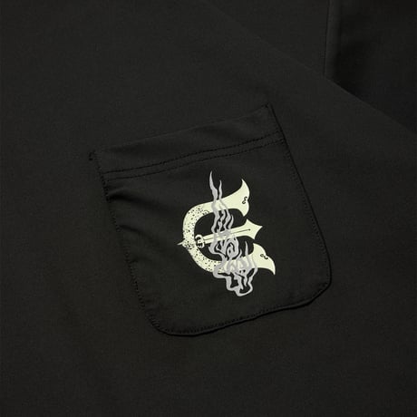 EVISEN FIRE RECTANGLE LOGO POCKET TECH TEE