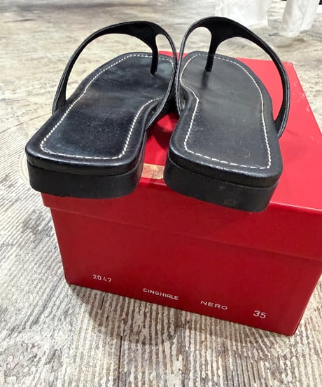 MIU MIU フルレザー サンダル_サイズ35