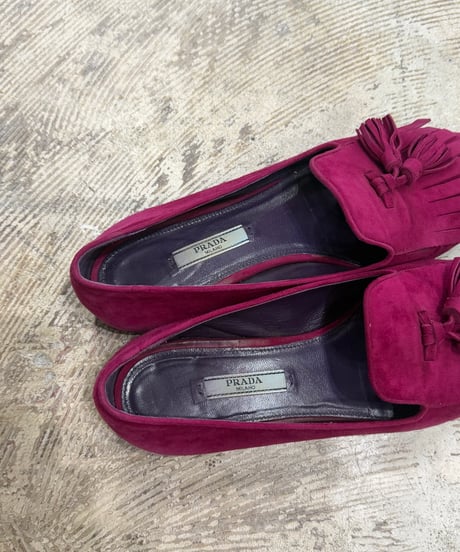 PRADA スウェードタッセルローファー