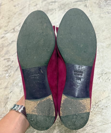 PRADA スウェードタッセルローファー