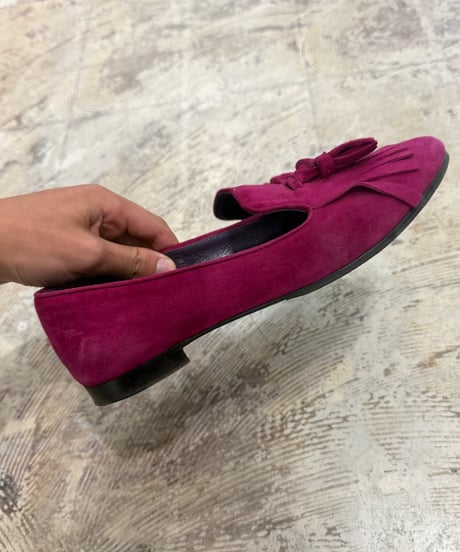 PRADA スウェードタッセルローファー