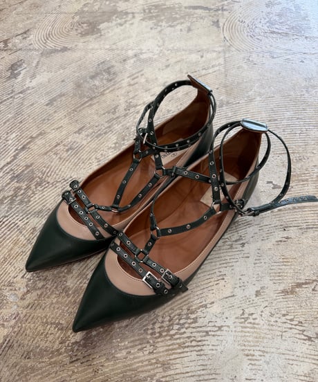 Valentino Garavani ポインテッドフラットシューズ