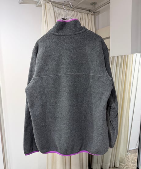 2016年製 Patagonia シンチラスナップT グレー×ピンク