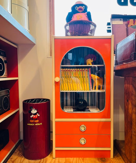 RETRO COLOR CABINET