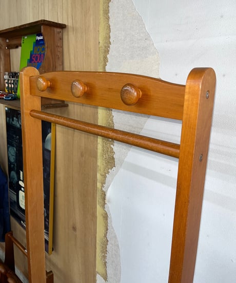 HANGER RACK