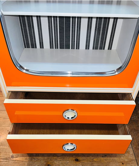 RETRO COLOR CABINET
