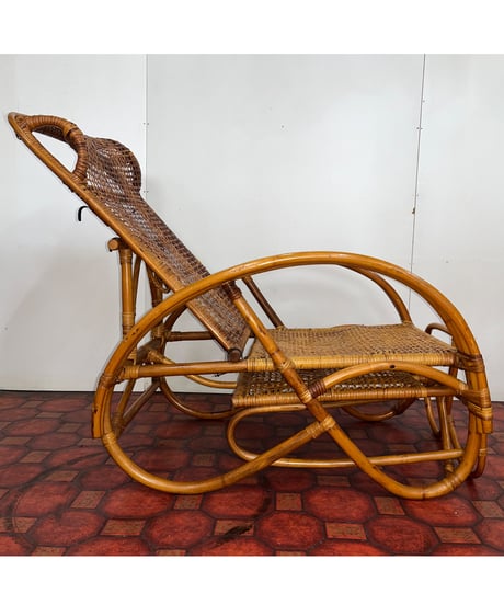 RATTAN RECLINING CHAIR