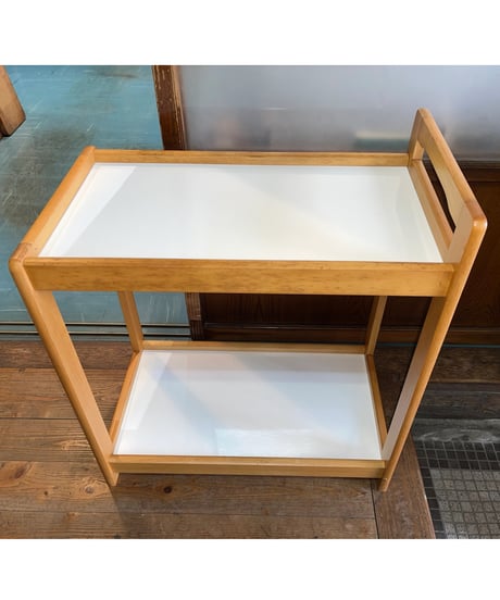 OPEN SHELF