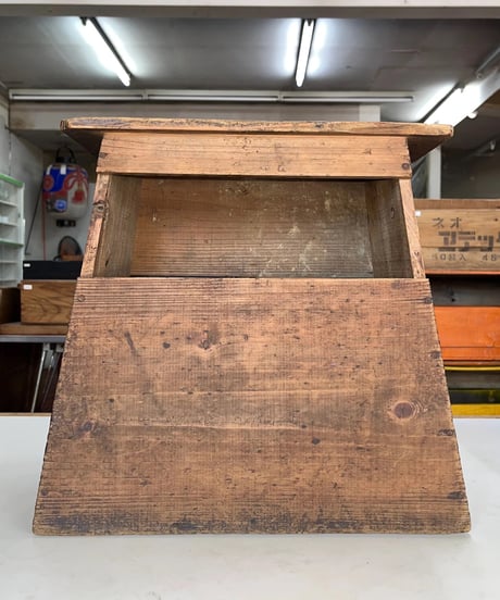 SMALL STEP STOOL