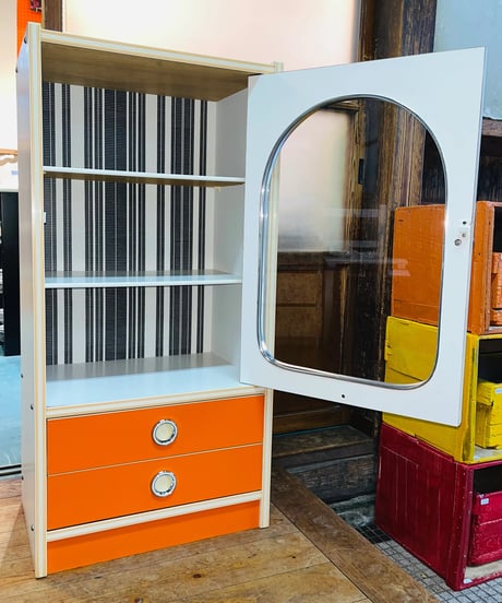 RETRO COLOR CABINET