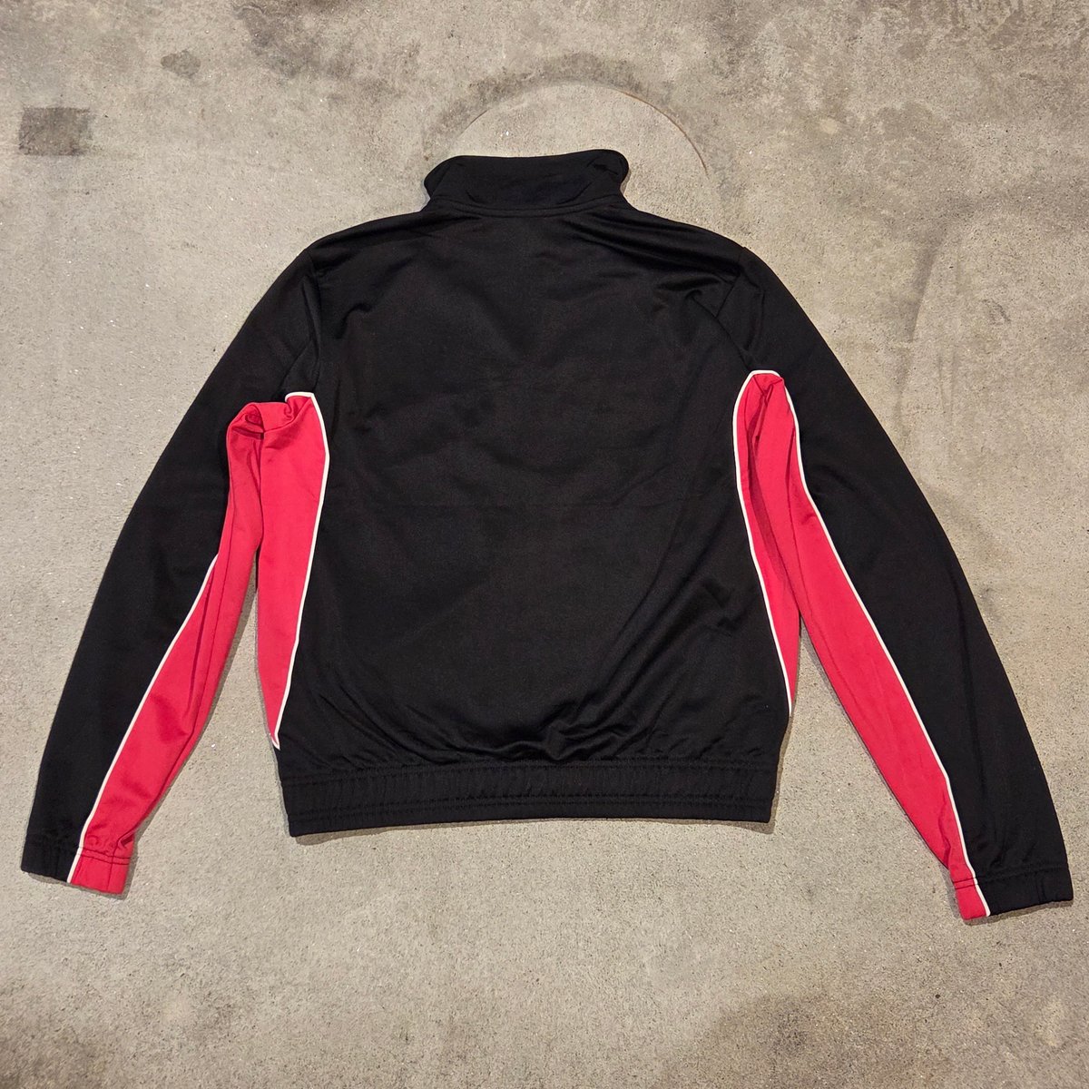 PUMA プーマ トラックジャケット ブラック×レッド ジップアップ