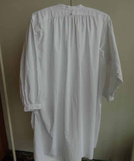 antique dress shirt