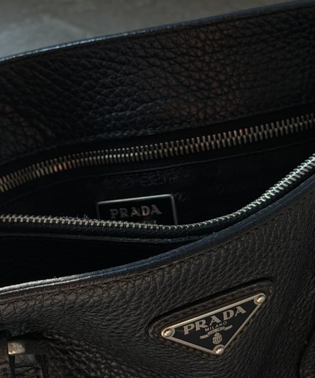 PRADA　ヴィッテロダイノレザーバッグ