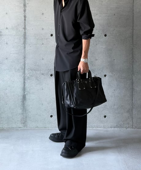 PRADA カーフレザーバッグ