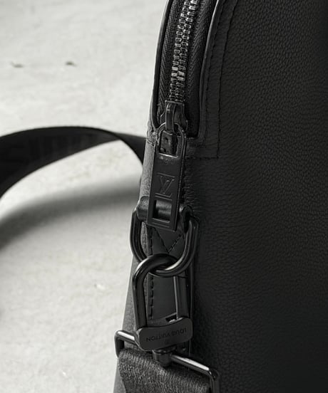 LOUIS VUITTON TAKEOFF BRIEFCASE