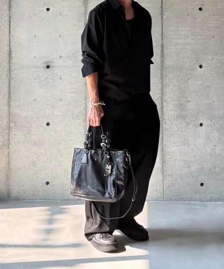 PRADA　ソフトカーフレザーバッグ