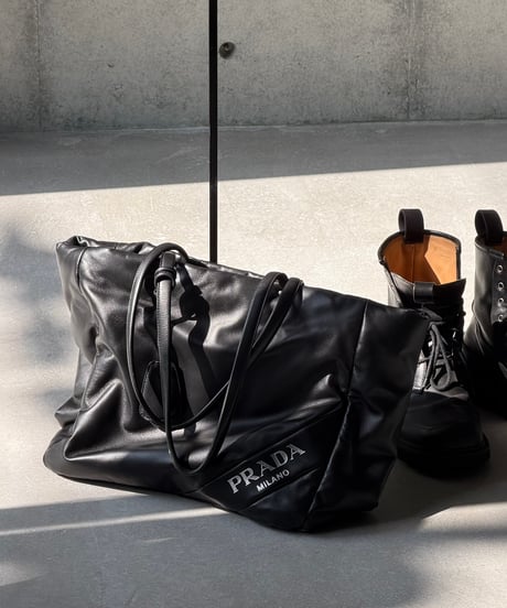 PRADA MILANO レザー パデッド トートバッグ